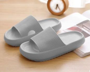 Soft Home Slippers for Men & Women – Cozy Indoor Couple Design, Multiple Colors Pantuflas / Calzado de interior / Ropa d Mi tienda Grey 36or37