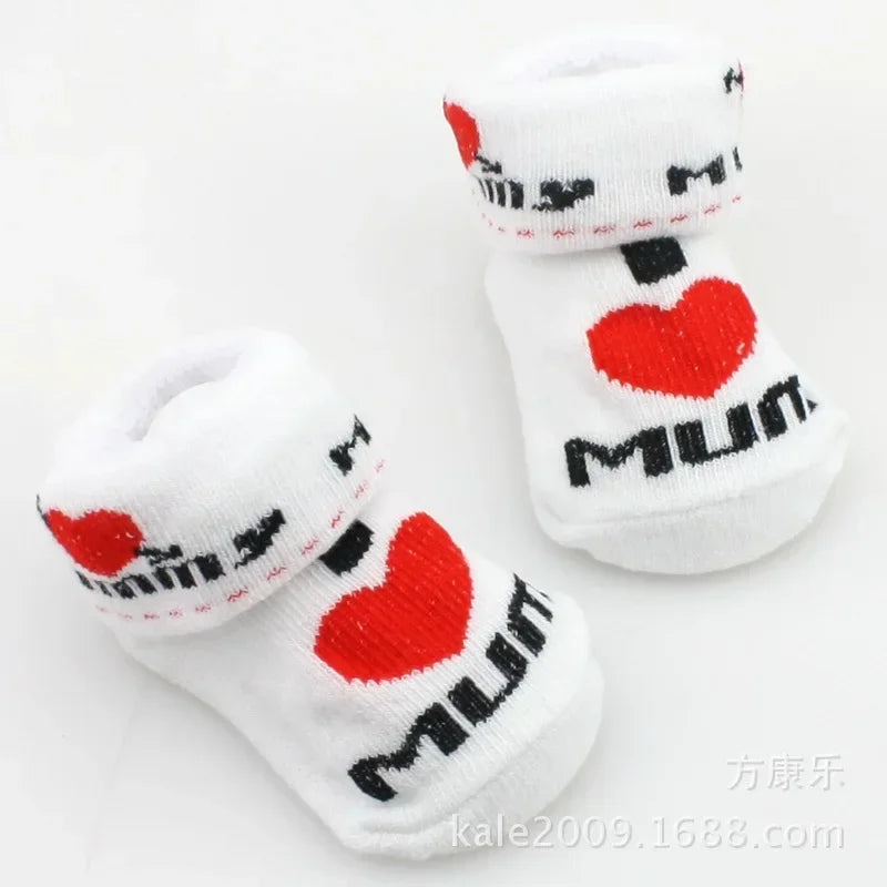 🧦 Medias Suaves con Letras para Bebé – Primavera/Verano, Algodón, Unisex