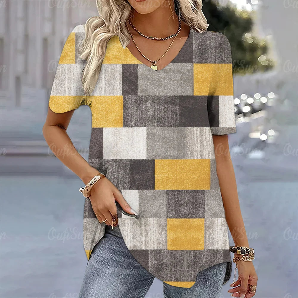 Aura Urbana 3D – Camiseta Degradada Estilo Harajuku con Cuello en V para Mujer (Oversized, Talla S–2XL) Camisetas Mujer Oversized NovaVitalShop