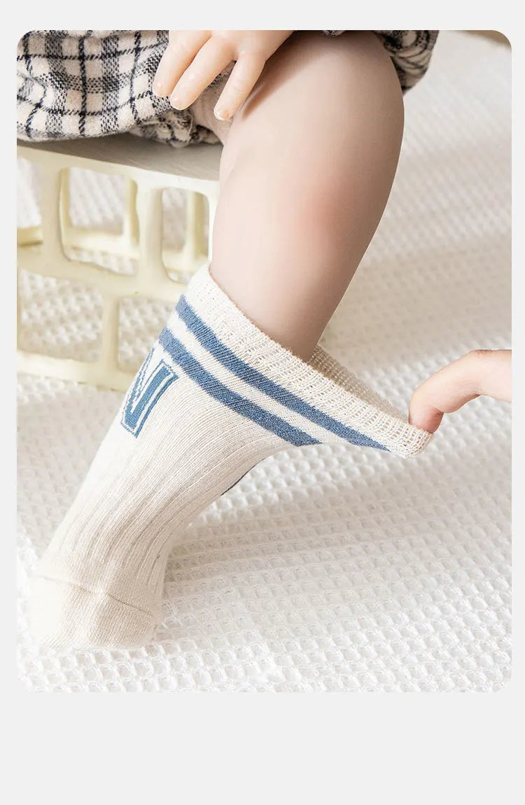 🧦 Medias Largas con Letras para Bebé – Algodón Suave, Unisex, Moda Infantil bebe NovaVitalShop