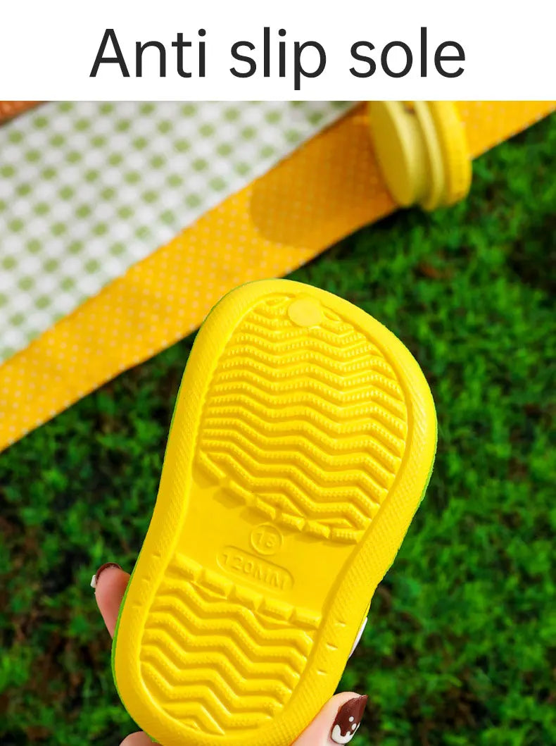 👟 BeachBuddies Hole Sandals – Zapatos Infantiles de Verano con Diseño Cartoon Calzado Infantil NovaVitalShop