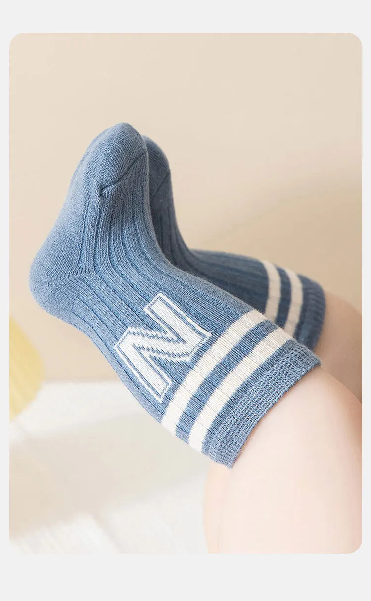🧦 Medias Largas con Letras para Bebé – Algodón Suave, Unisex, Moda Infantil bebe NovaVitalShop