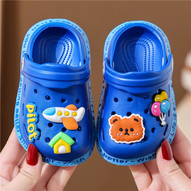 👟 BeachBuddies Hole Sandals – Zapatos Infantiles de Verano con Diseño Cartoon Calzado Infantil NovaVitalShop