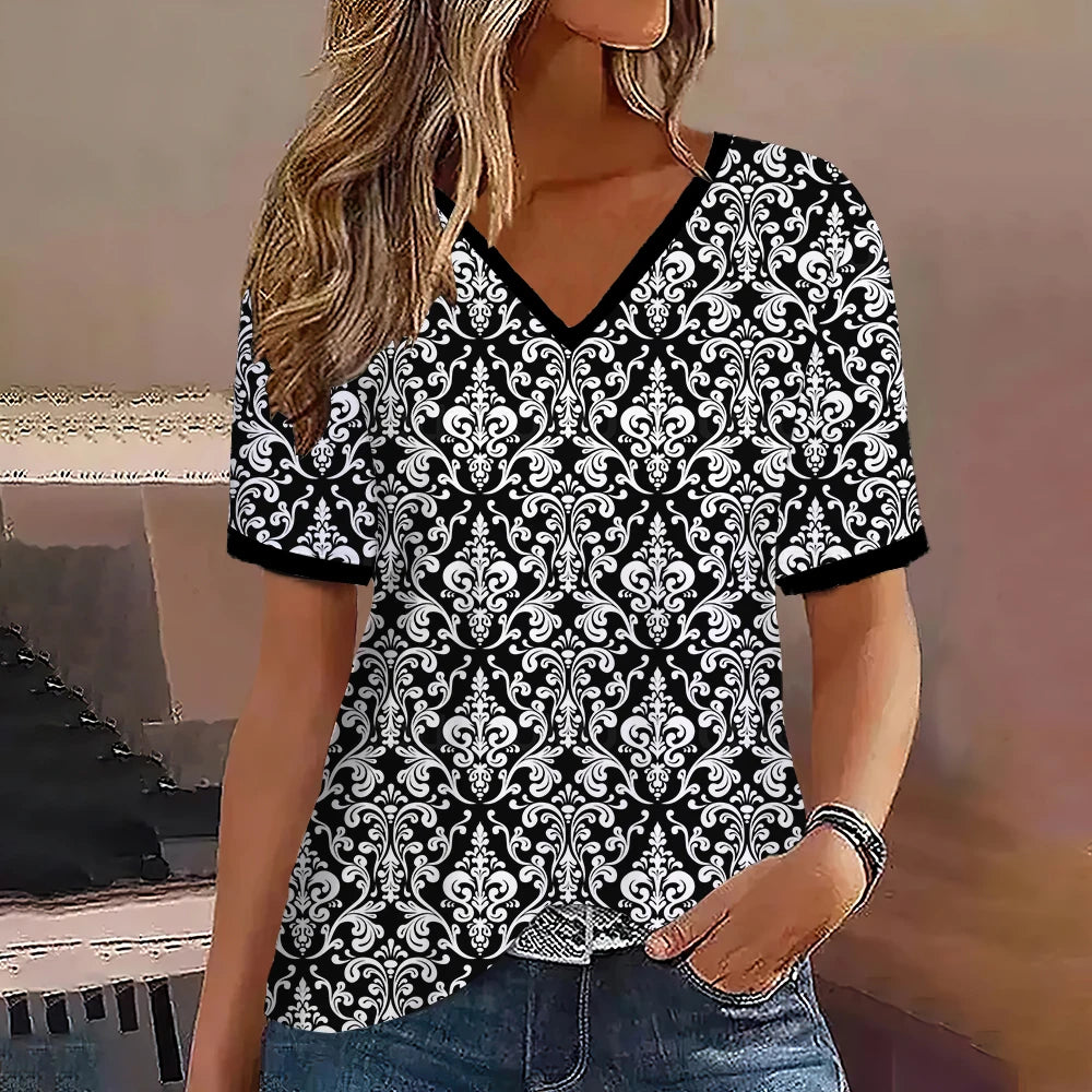 Camiseta Streetwear Mujer – Cuello en V, Rayas Degradadas, Manga Corta, Estilo Oversized Verano (S–2XL)