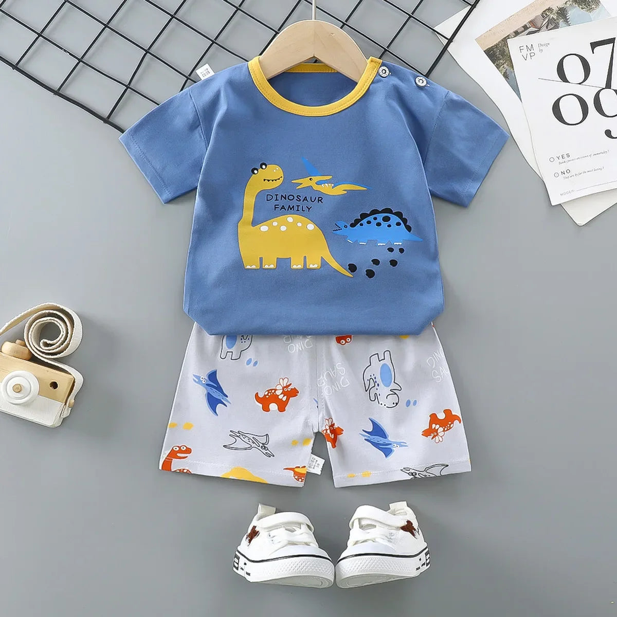 👕 Conjunto de Verano para Bebé – Camiseta y Shorts, Estilo Deportivo Unisex