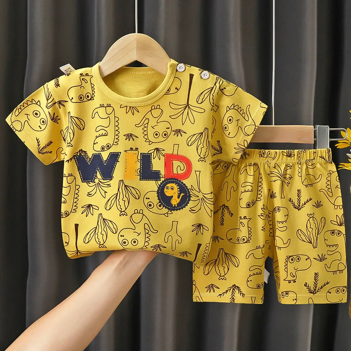 👕 Conjunto de Verano para Bebé – Camiseta y Shorts, Estilo Deportivo Unisex