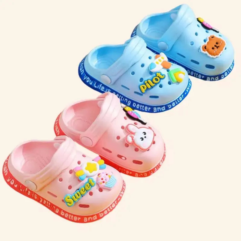 👟 BeachBuddies Hole Sandals – Zapatos Infantiles de Verano con Diseño Cartoon Calzado Infantil NovaVitalShop