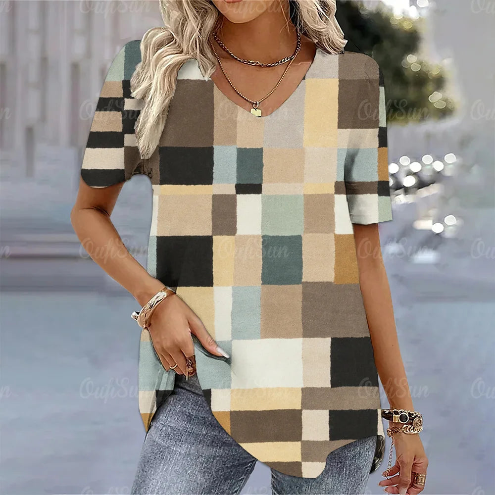 Aura Urbana 3D – Camiseta Degradada Estilo Harajuku con Cuello en V para Mujer (Oversized, Talla S–2XL)