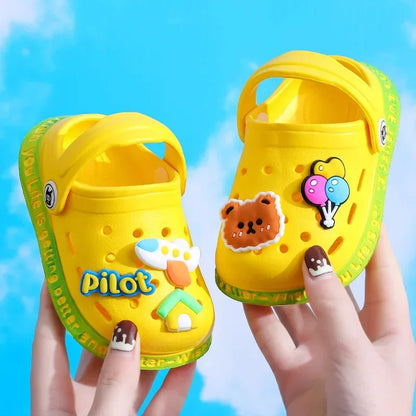 👟 BeachBuddies Hole Sandals – Zapatos Infantiles de Verano con Diseño Cartoon Calzado Infantil NovaVitalShop style 2 18 (insole 12cm)