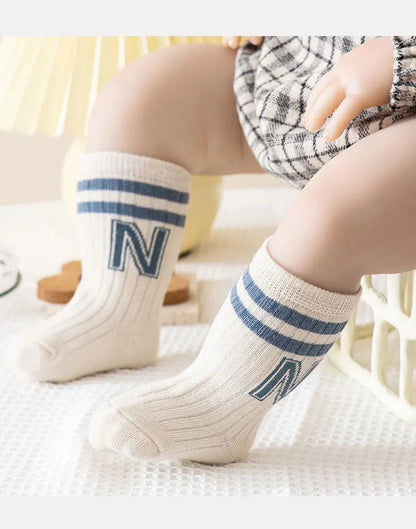 🧦 Medias Largas con Letras para Bebé – Algodón Suave, Unisex, Moda Infantil bebe NovaVitalShop
