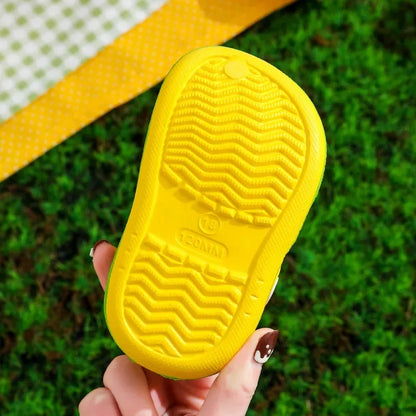👟 BeachBuddies Hole Sandals – Zapatos Infantiles de Verano con Diseño Cartoon Calzado Infantil NovaVitalShop